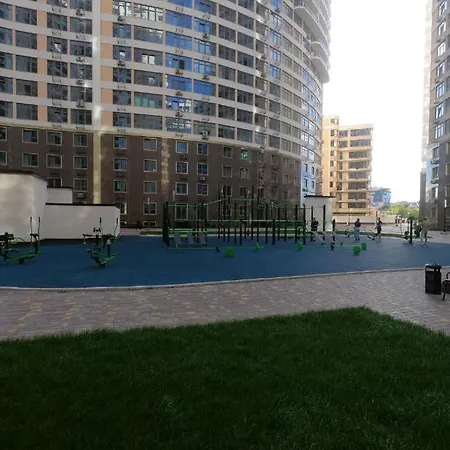 у моря з видом на місто Οδησσός